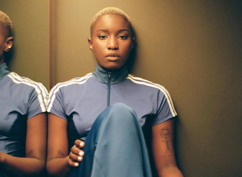 «Poupée russe»: Sarahmée se dévoile sans censure