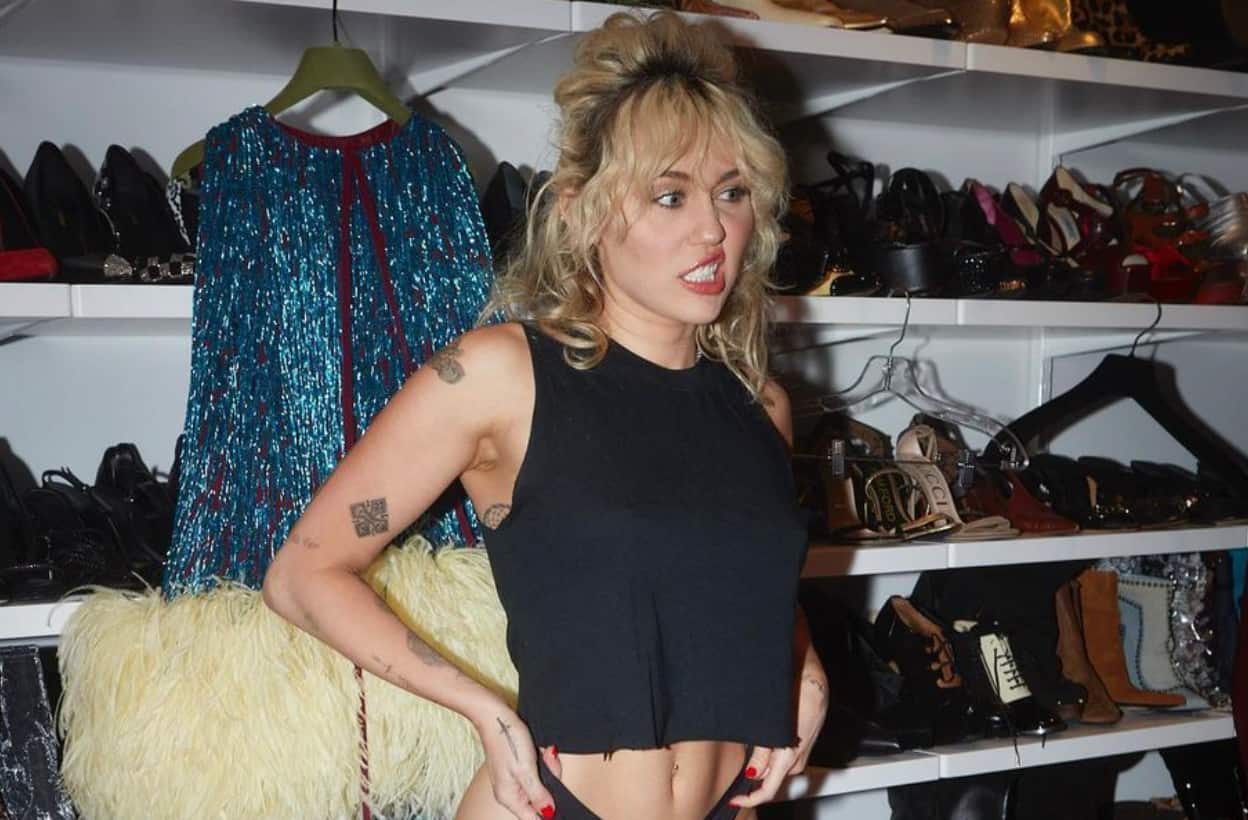 Miley Cyrus ramène la coloration «moufette»