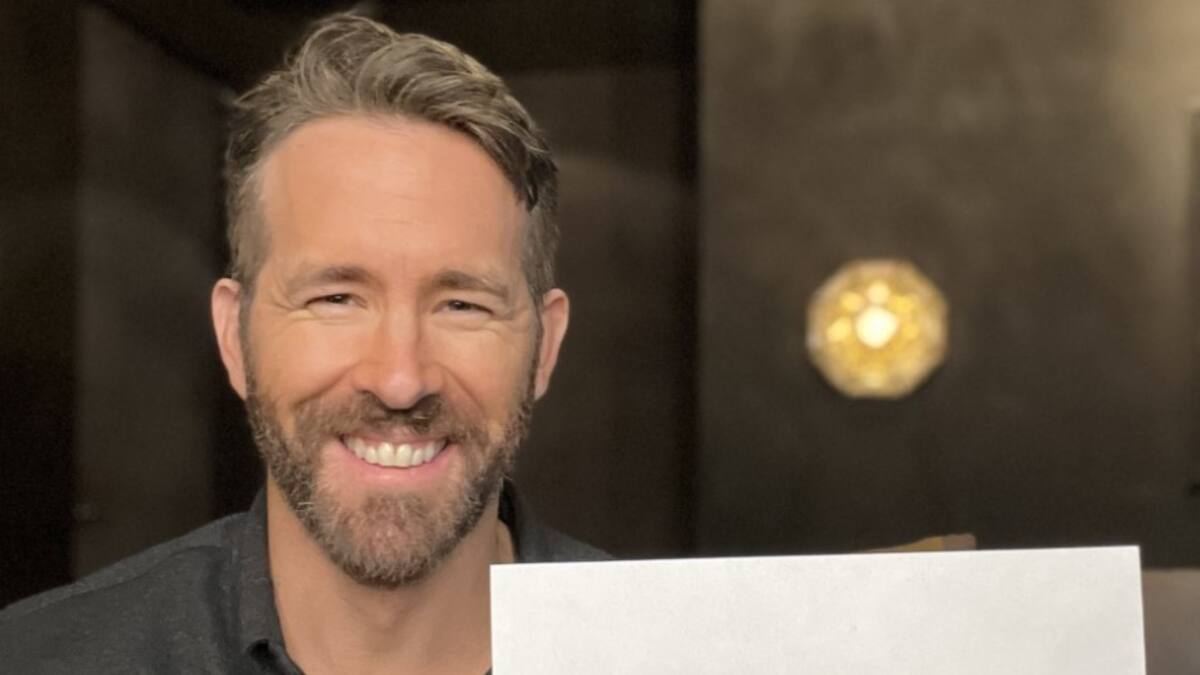 Ryan Reynolds aura sa rue à Ottawa