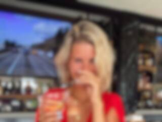 Jessika Dénommée présente ENFIN son amoureux