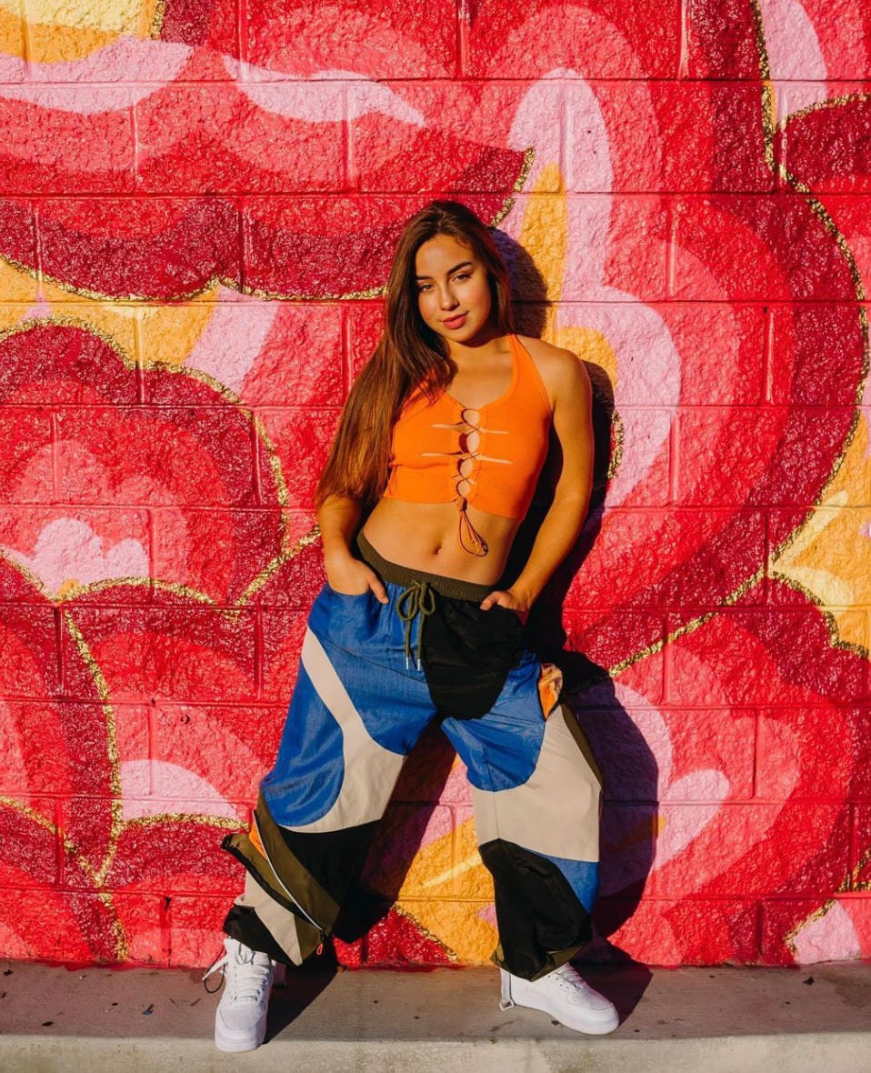 3 couleurs de vêtements à porter ce printemps 