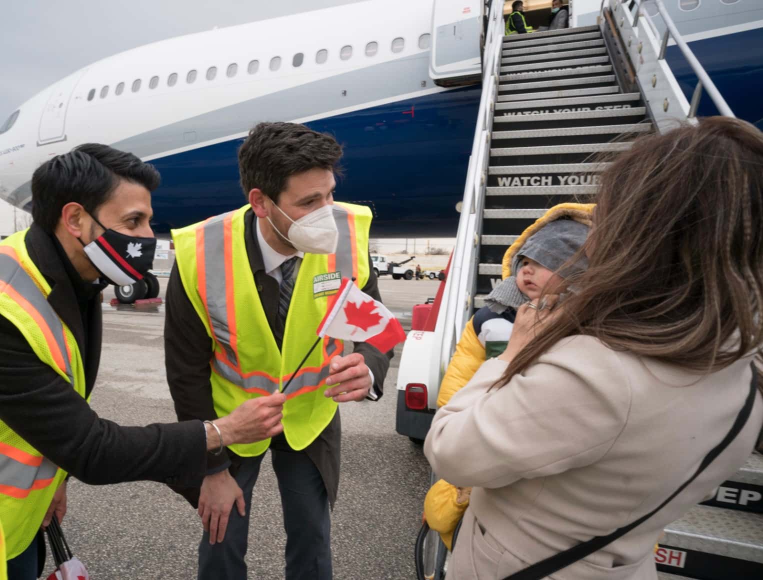 Plus de 10 000 r&eacute;fugi&eacute;s afghans accueillis au Canada
