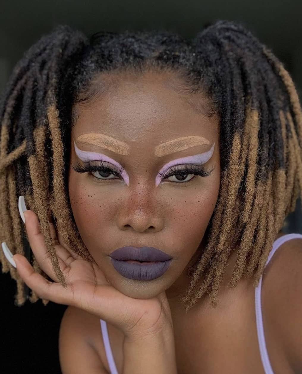 8 poudres matifiantes pour survivre à l'été