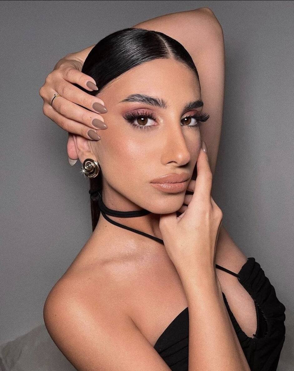 Faux cils abordables et faciles à appliquer