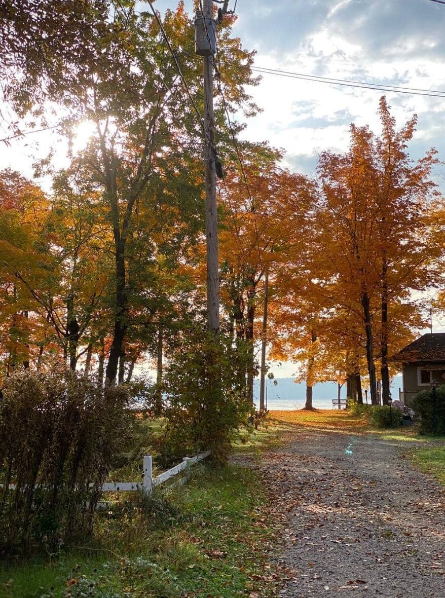 Le chalet clés en main de la designer Camille Charland Perez est à