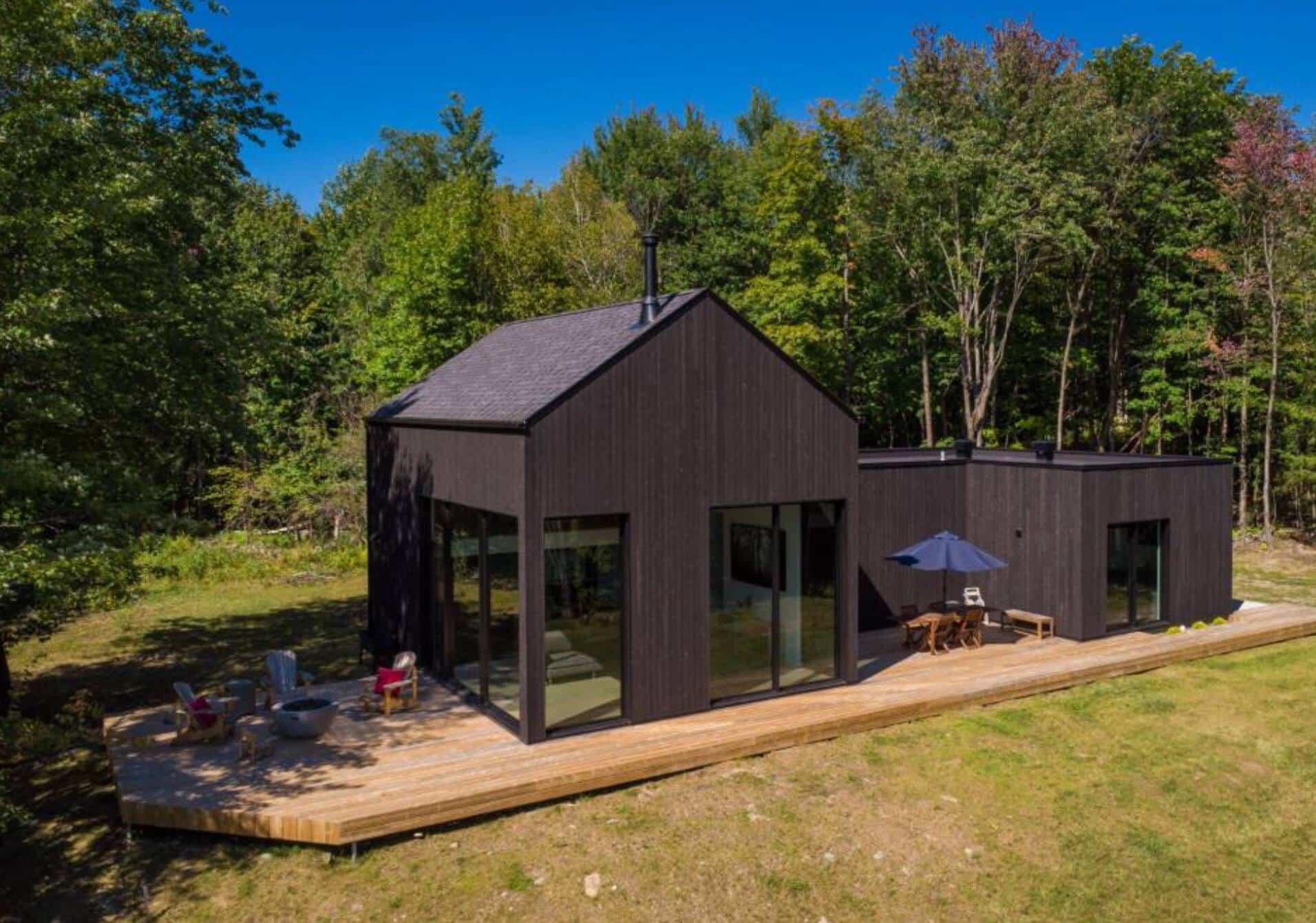 Un chalet scandinave à vendre à Sutton 