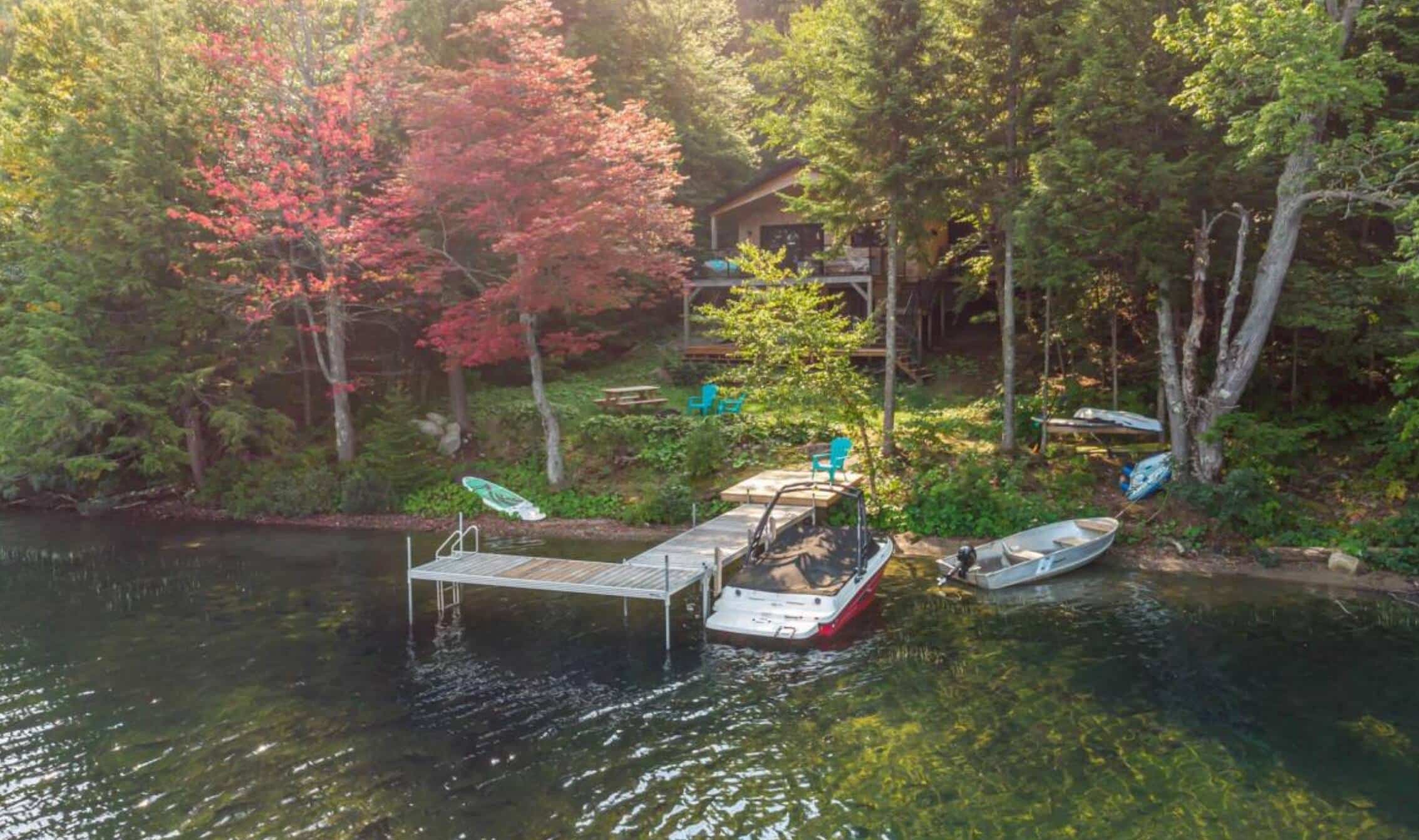 SaintUbalde chalet au bord du lac Émeraude JDM