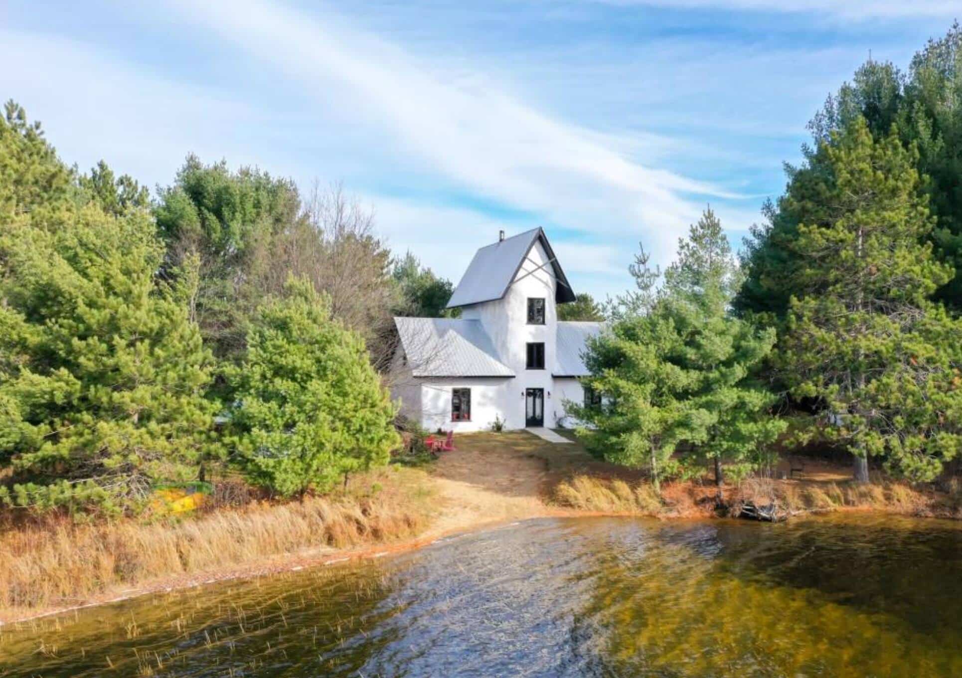 La plus haute maison en pailles au monde à vendre pour 948 500 sur le