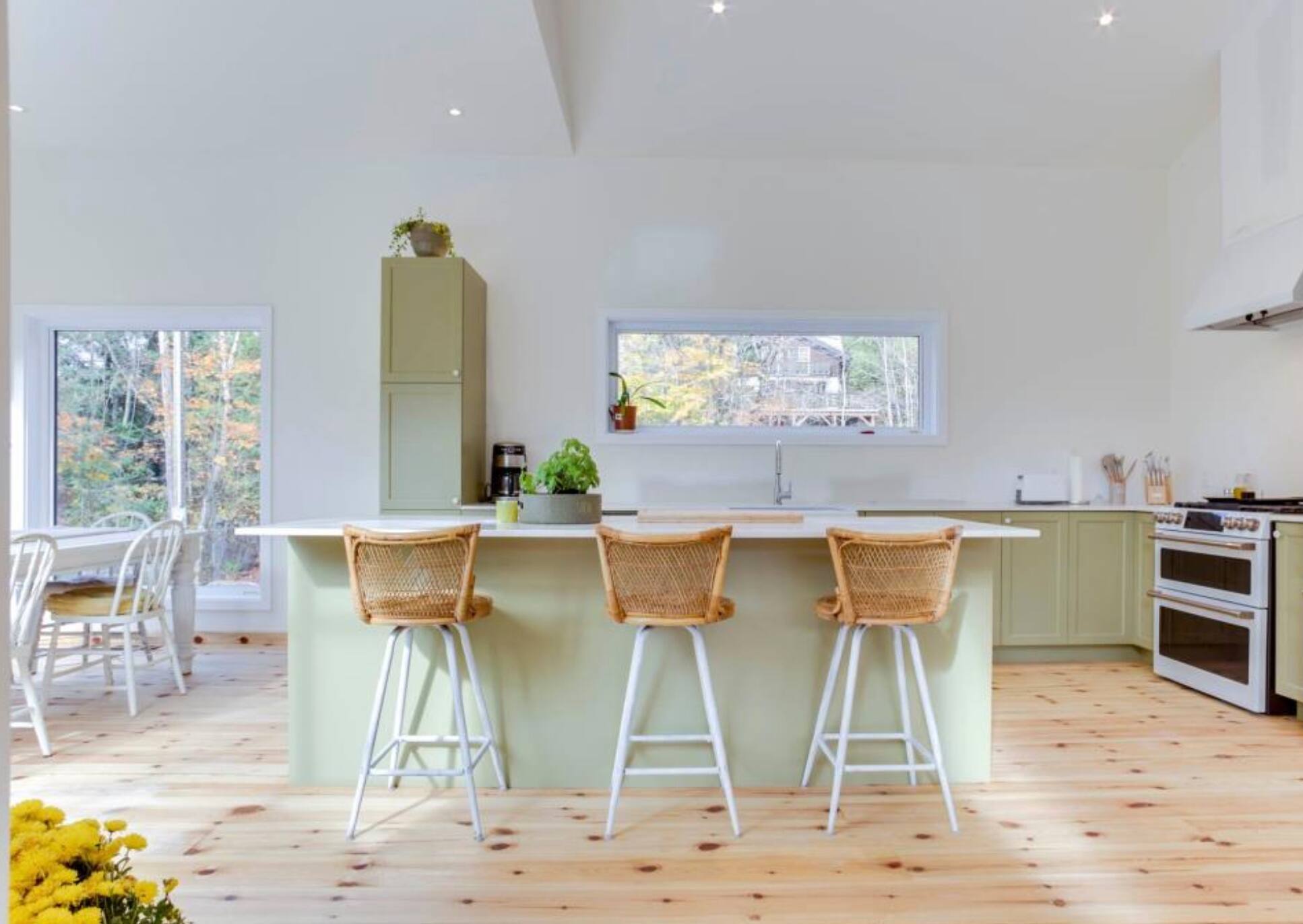 Un chalet scandinave de luxe sur le bord de l’eau à MorinHeights à