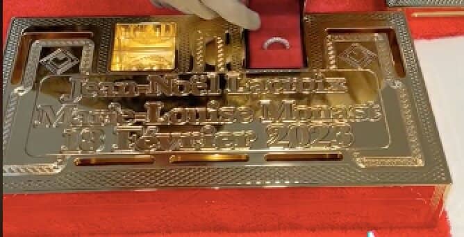 Le fraudeur Sarto Lacroix s'offre un coffret en or &agrave; 200 000$ pour ses alliances