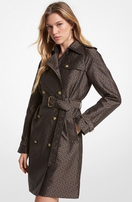Trench-coat classique à col rabattu et motif à carreaux