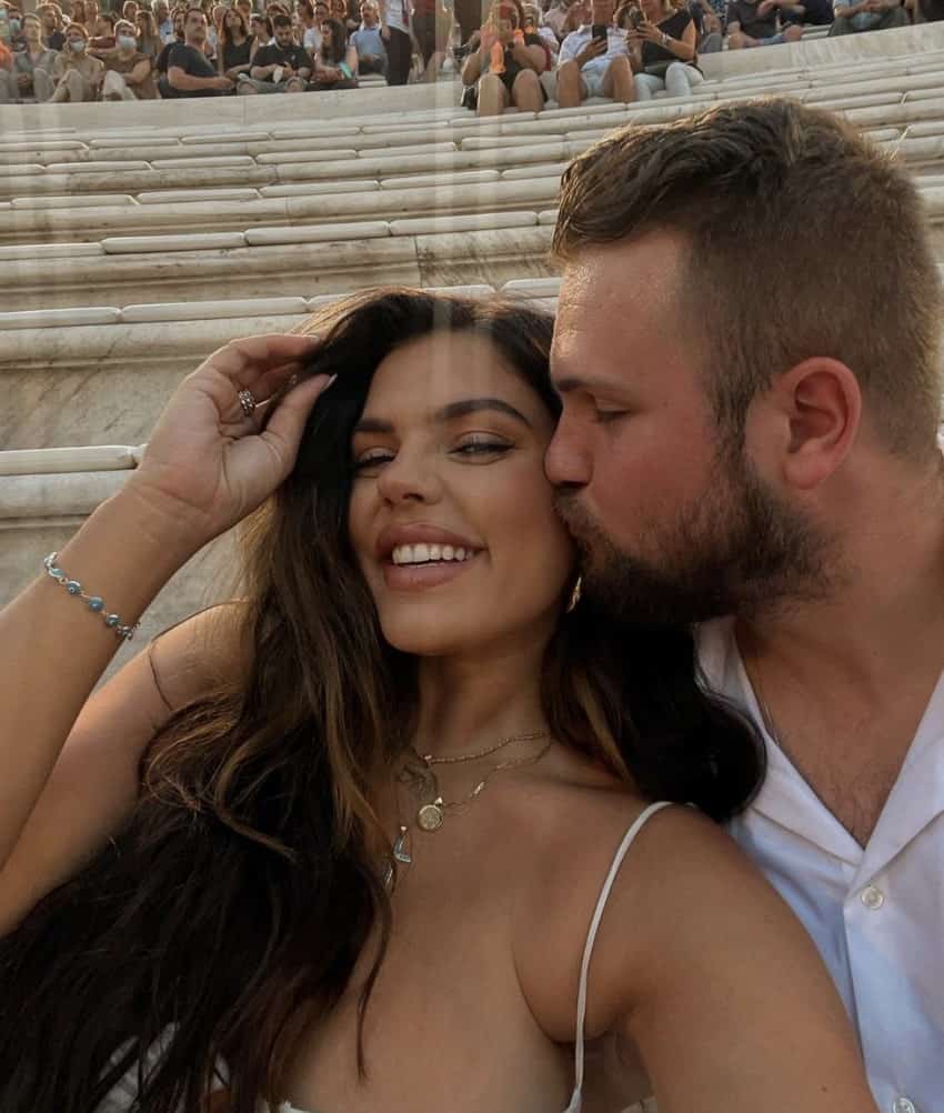 L’influenceuse Maud Poulin est enceinte 