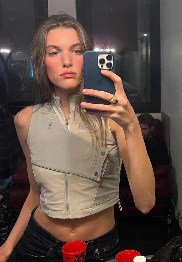 Charlotte Cardin plus sexy que jamais