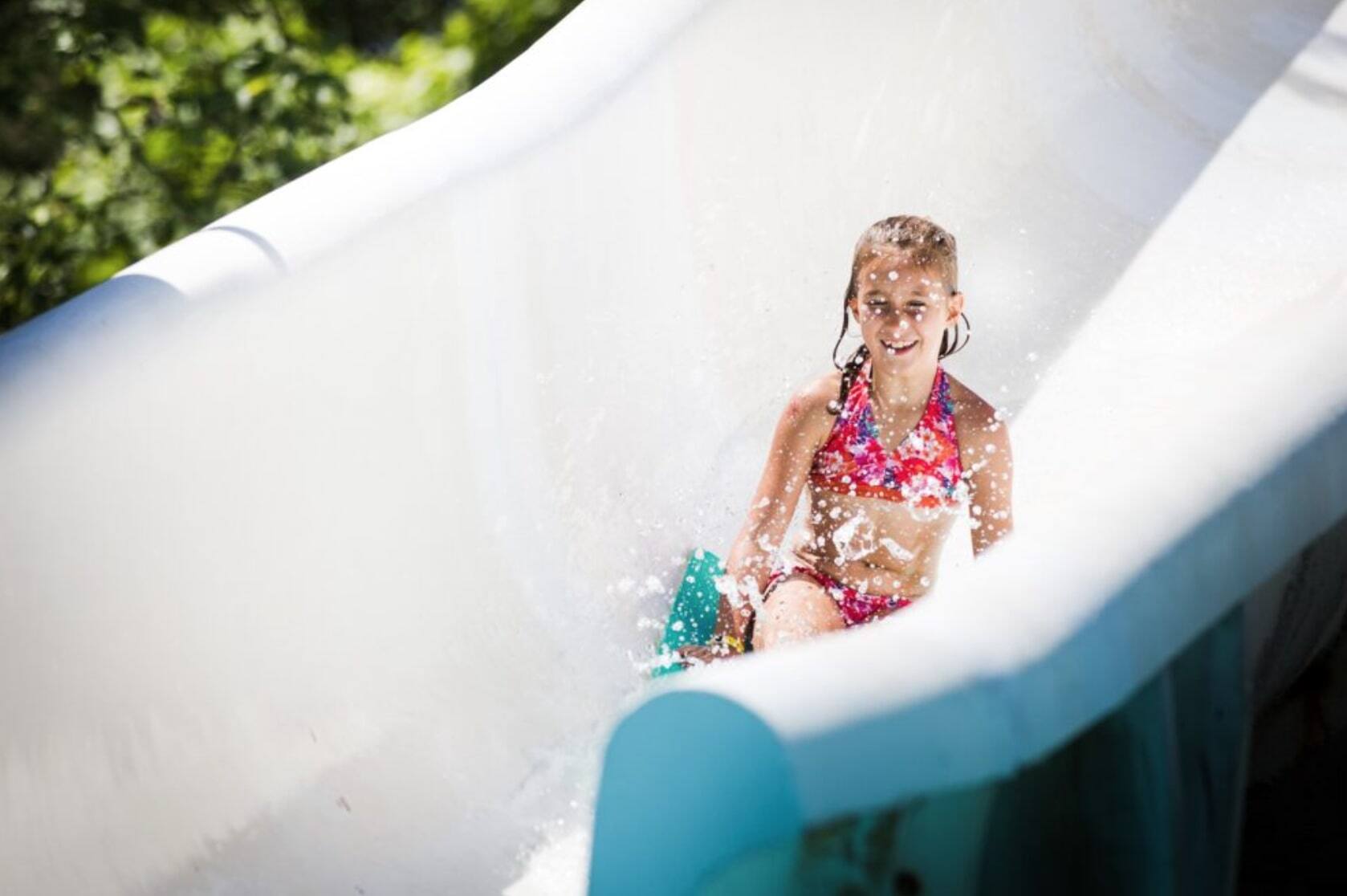 TOP 10 des campings qui ont des glissades d'eau