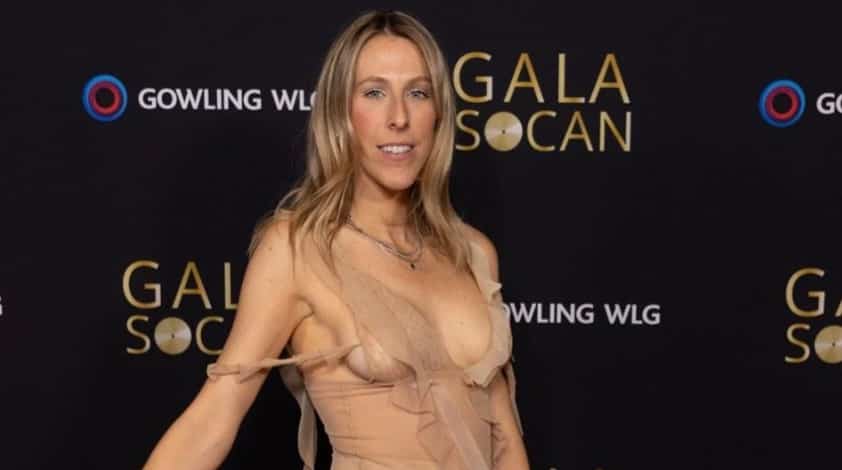 Vous devez voir la robe «nude» d’Ariane Brunet