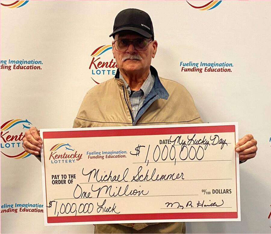 Panne d’essence: la chance tourne d’un coup et il gagne 1 M$ | JDM