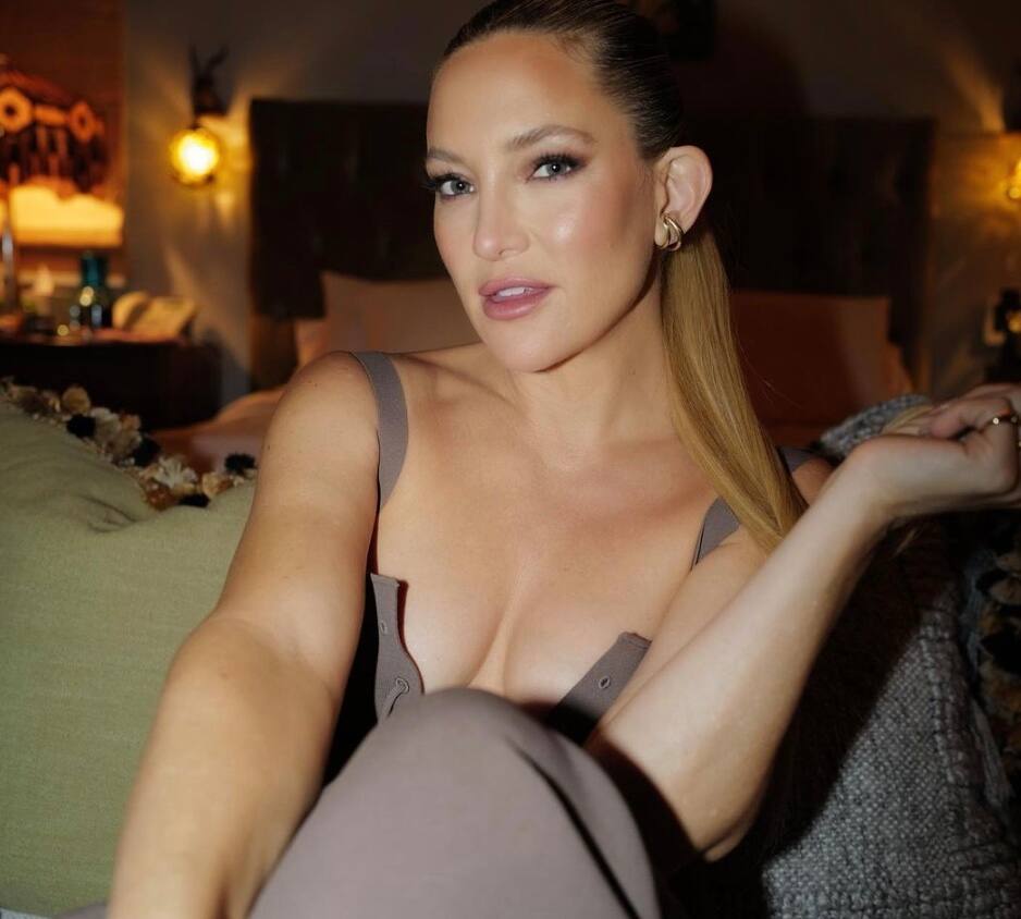 Le microbikini tanga de Kate Hudson fait jaser