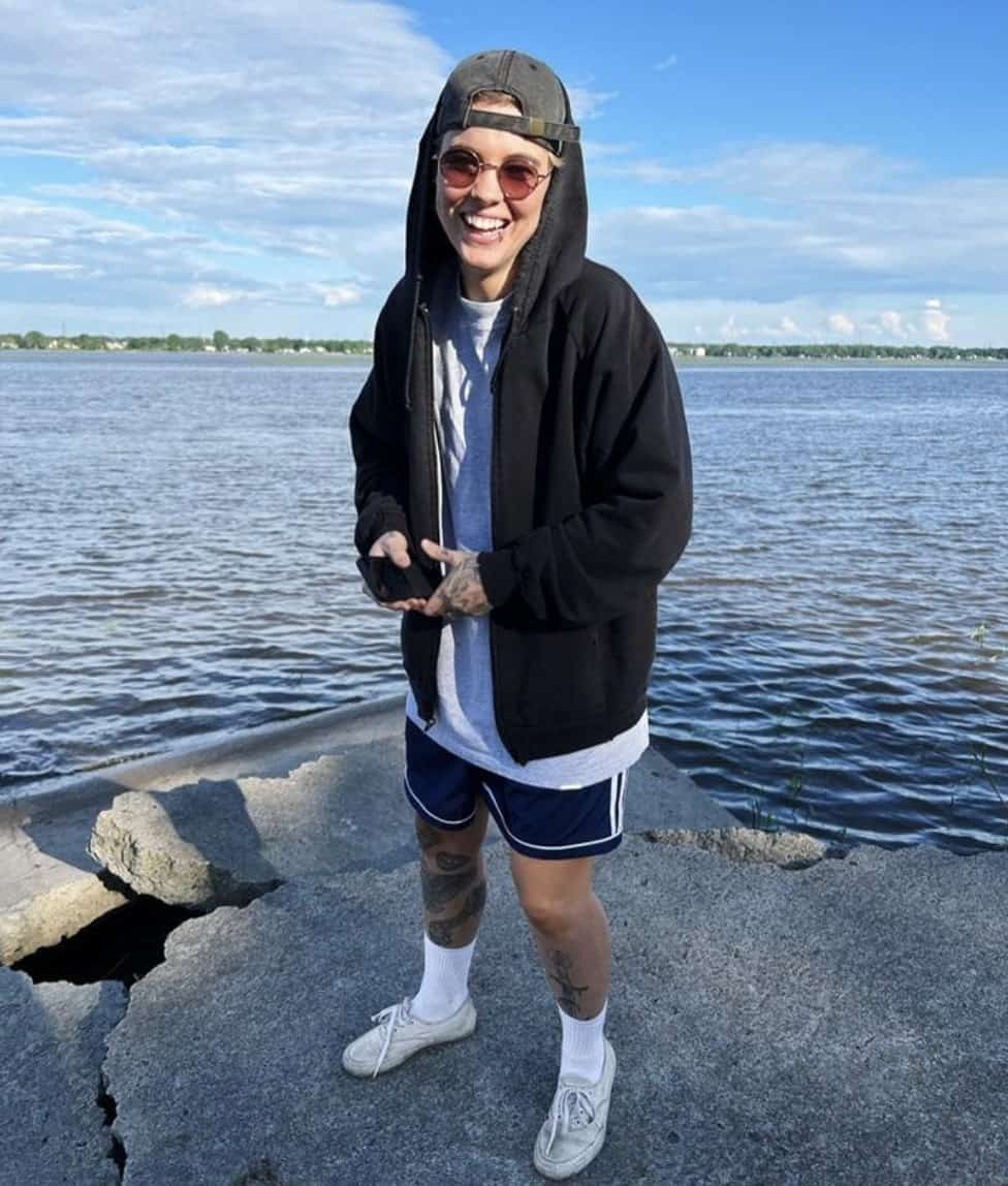 Roxane Bruneau change de tête pour l'été