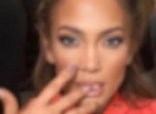 J.Lo se dévoile en string de dentelle transparent