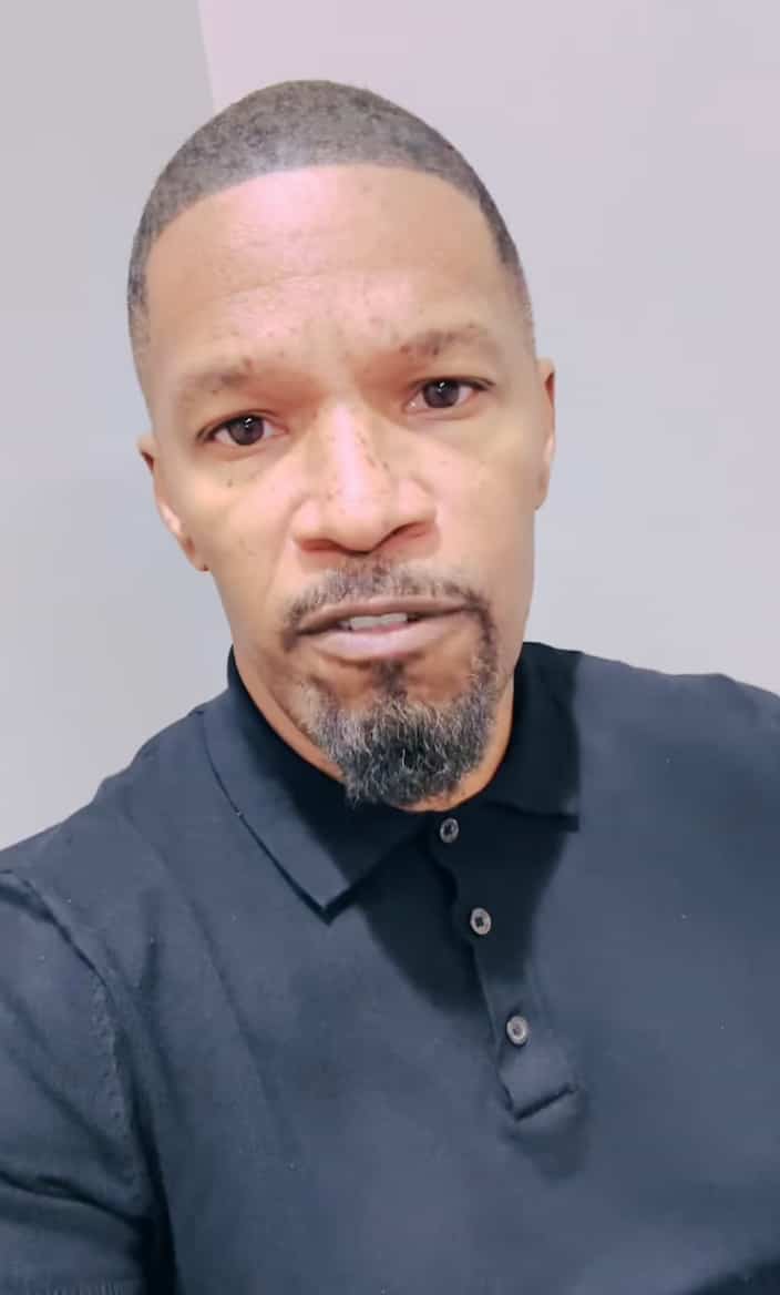 Il remercie sa sœur de lui avoir sauvé la vie