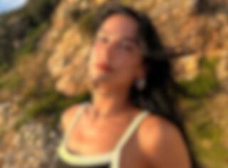 Dua Lipa craque pour cette robe sexy et tendance