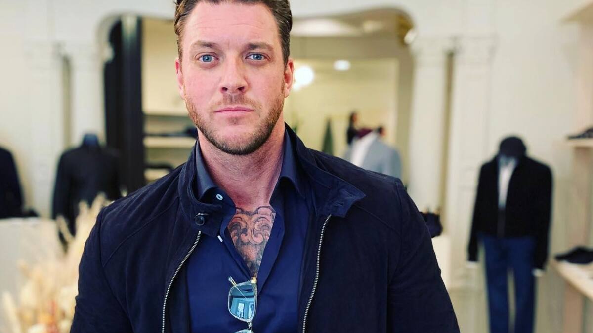 Mathieu Baron révèle être en couple en publiant une courte vidéo ...