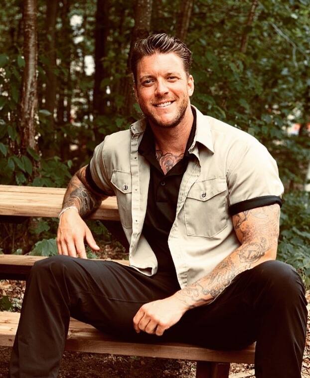 Voici la nouvelle blonde de Mathieu Baron