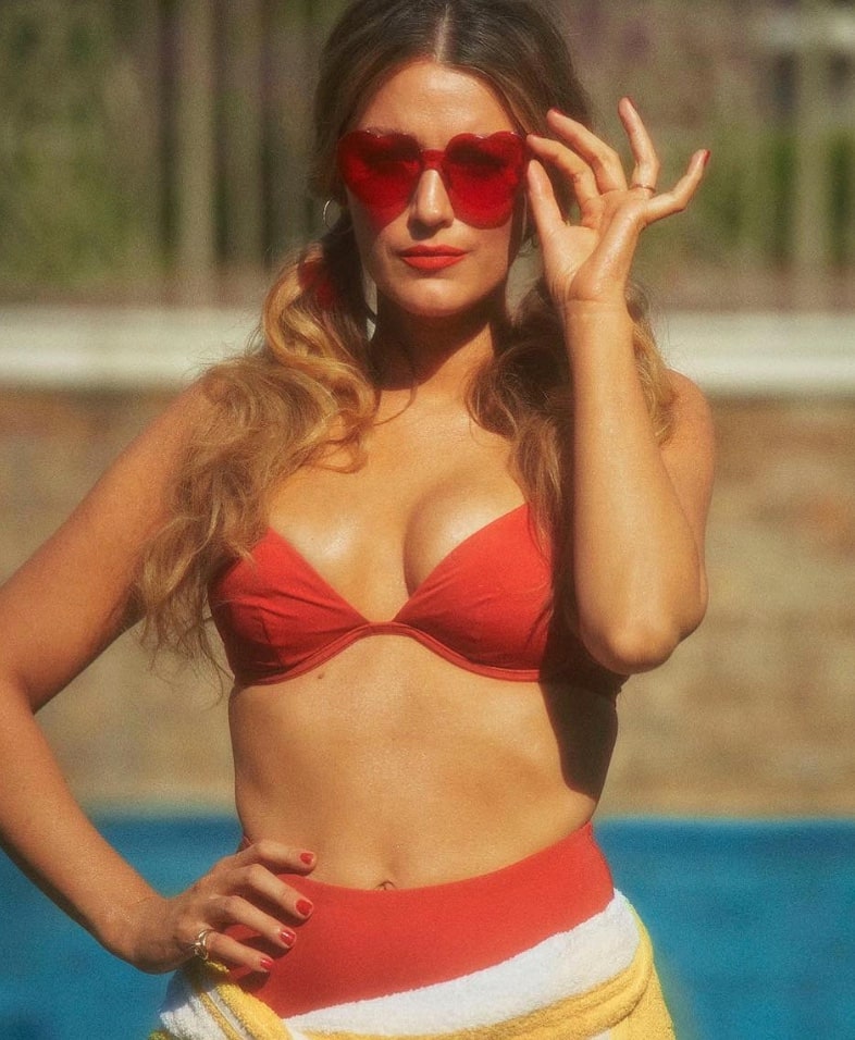 Nous avons trouvé ses lunettes solaires à 10$