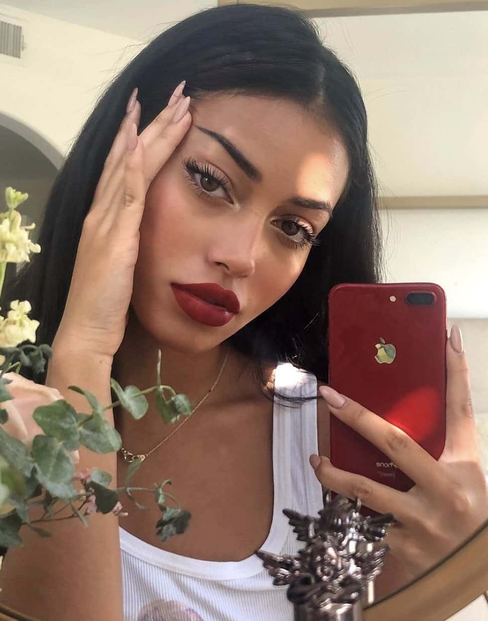 8 tendances manucure 2023 selon une experte 