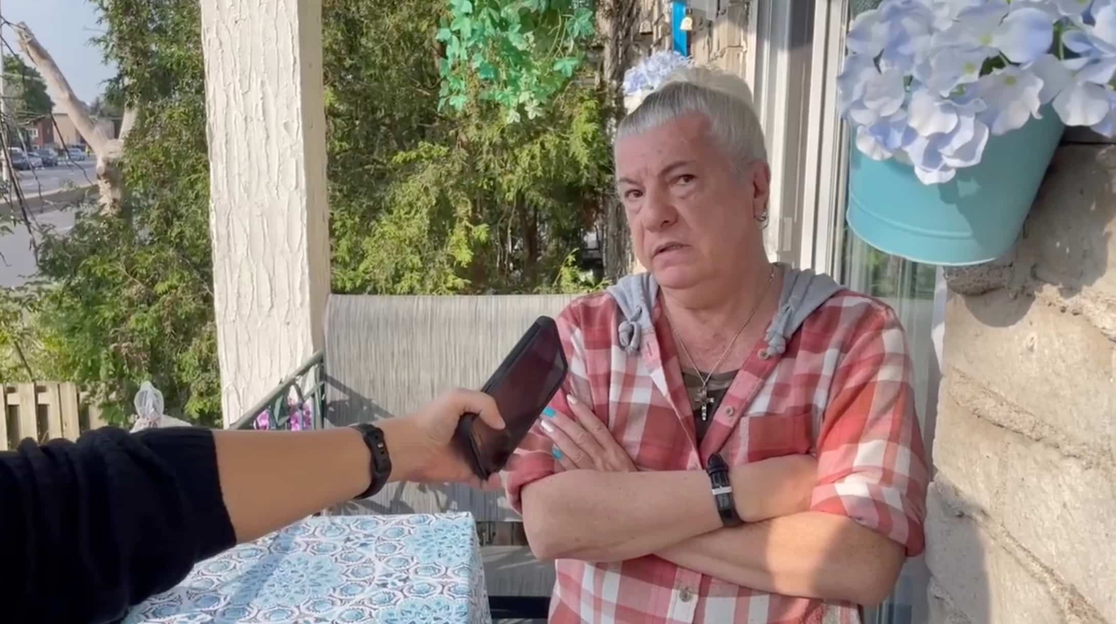 [VID&Eacute;O] Double meurtre &agrave; Longueuil: &laquo;J&rsquo;ai entendu des cris de femmes lundi et mardi&raquo;, raconte un voisin