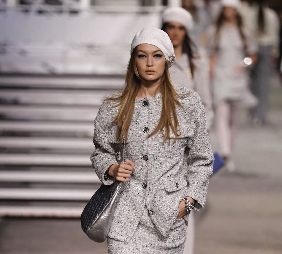 Exit le collant noir, voici LA tendance mode