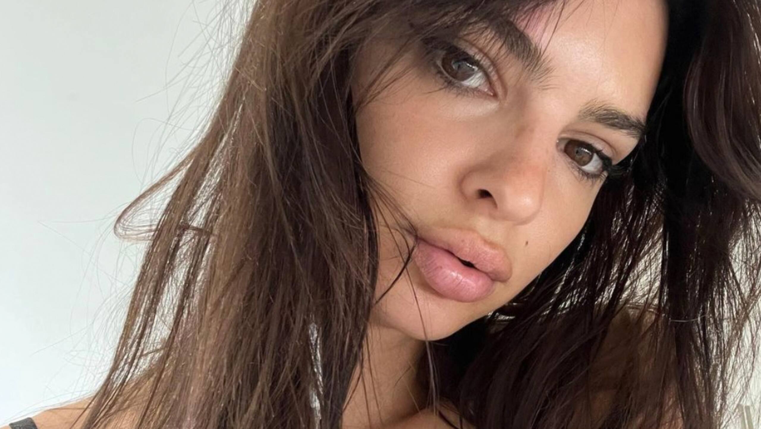 Emily Ratajkowski Original Emily Ratajkowski serait en couple avec cette star française | QUB ...