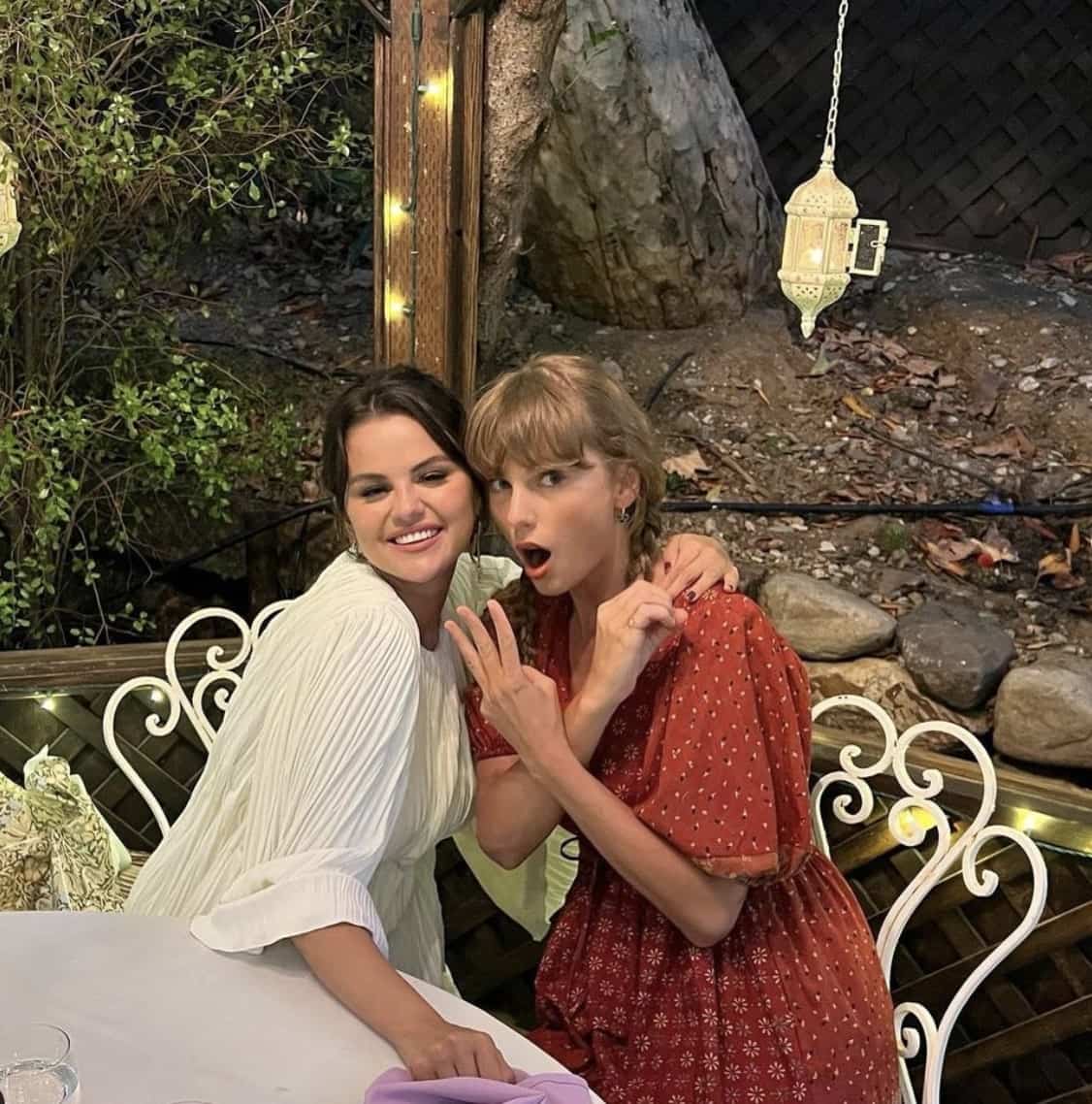 Selena Gomez s'inquièterait pour Taylor Swift 