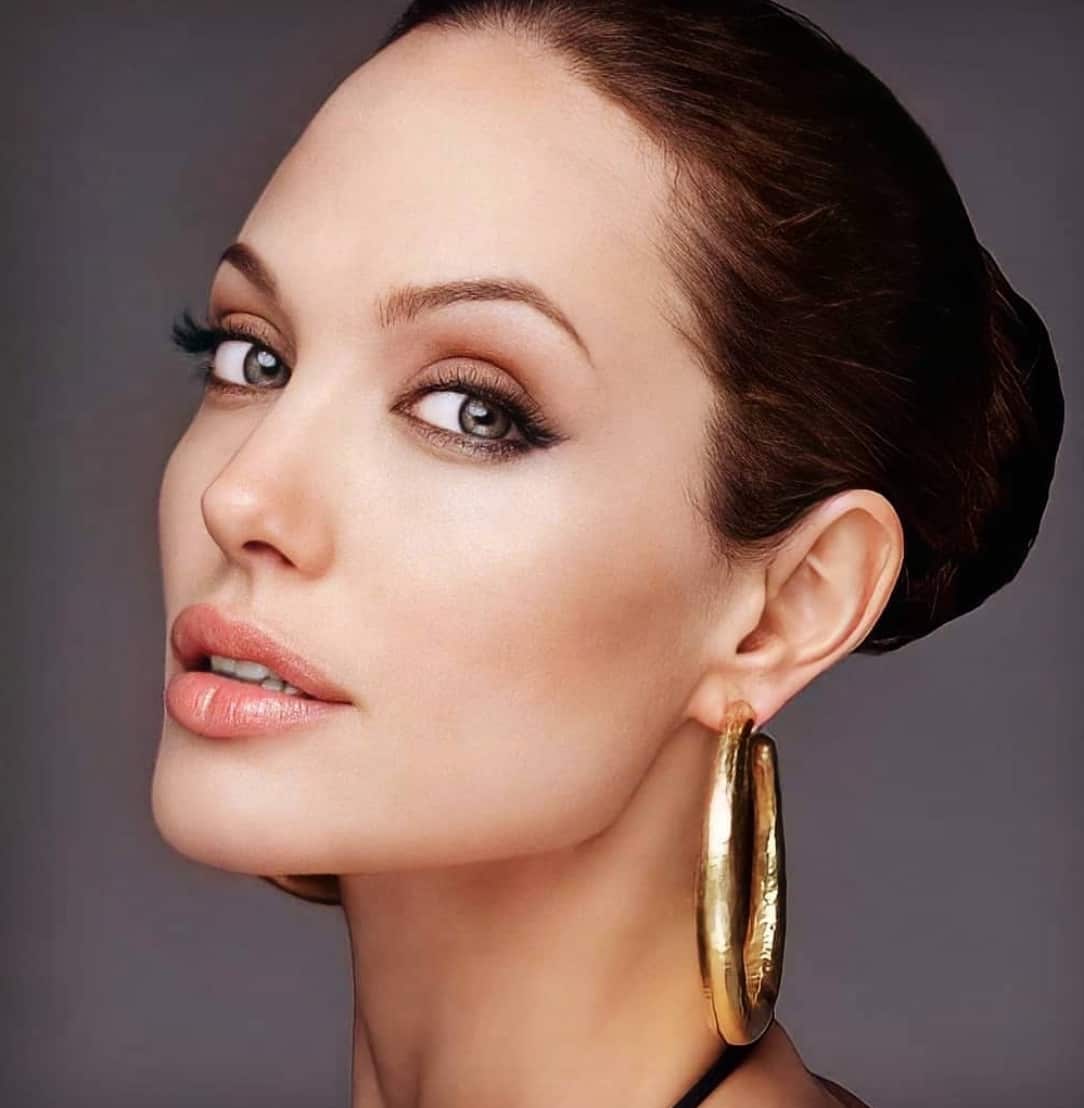 Contour des yeux fatigués : 5 solutions express 