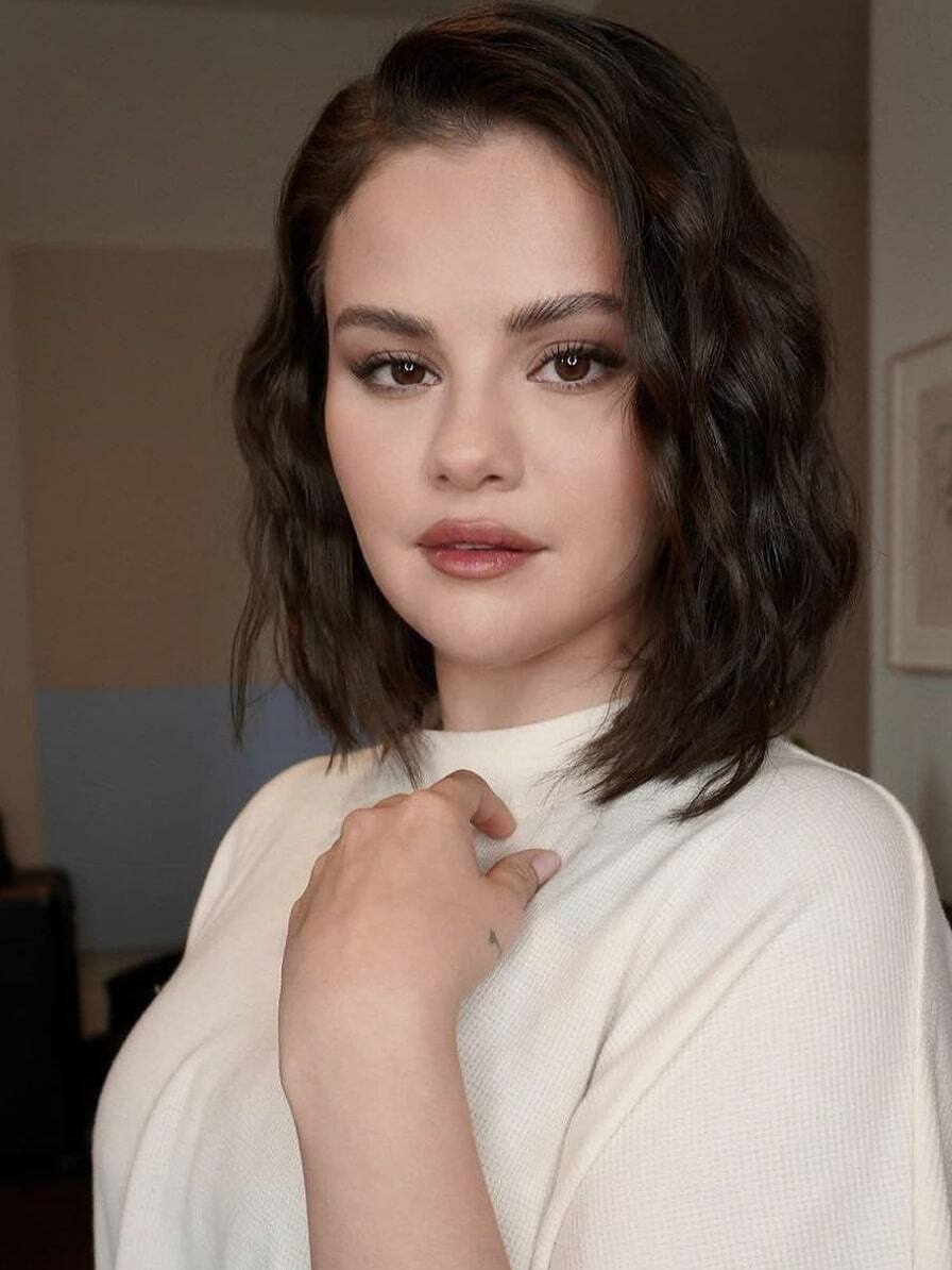 Selena Gomez affole avec son changement capillaire