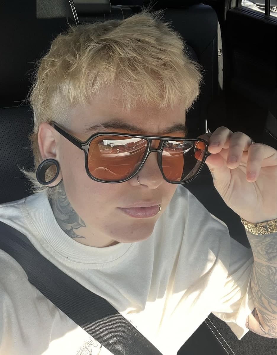 Roxane Bruneau se rase la tête et voici pourquoi 