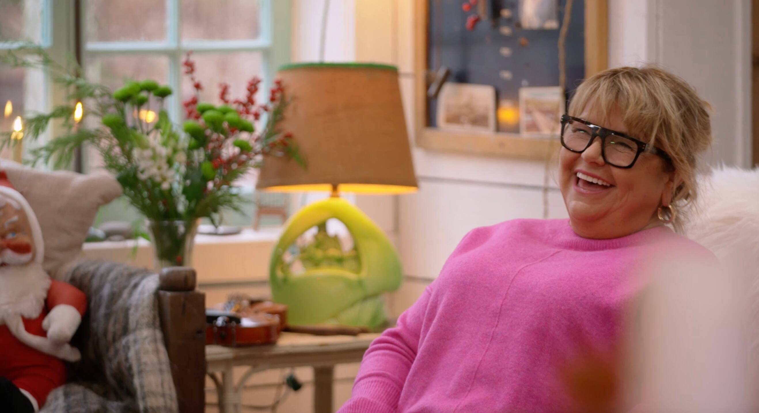 Lise Dion rayonne de bonheur dans la bande-annonce