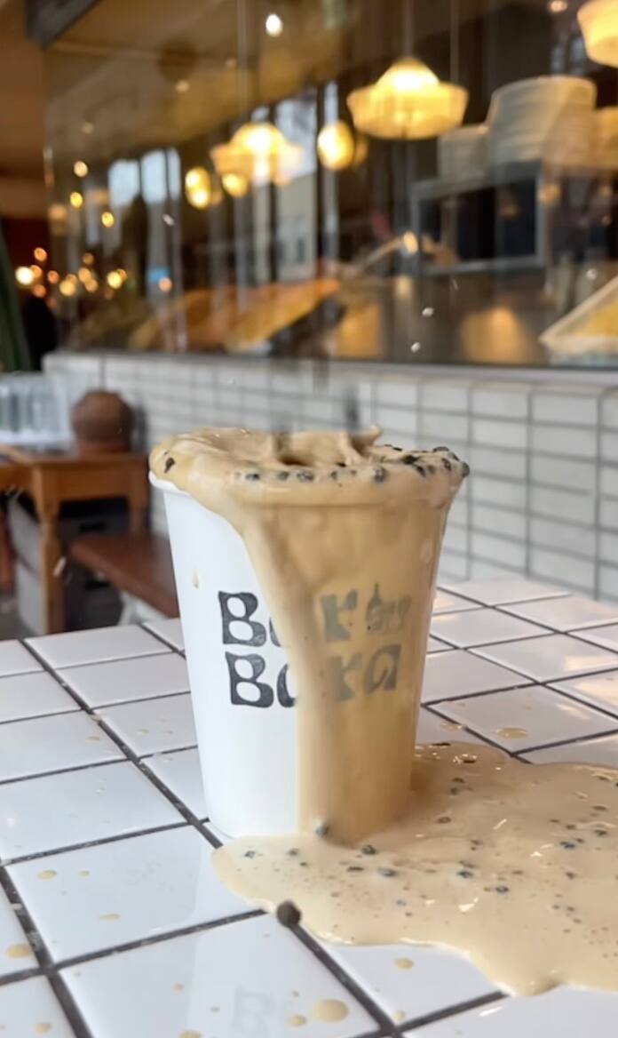 Le Barbara sert un nouveau café latte