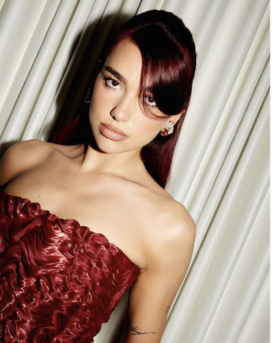 Dua Lipa dans les bras de cet acteur
