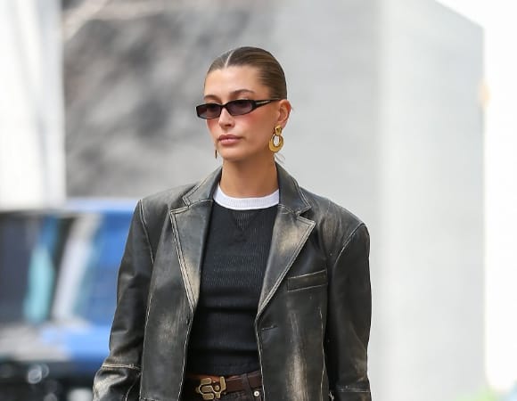 Cette teinte de jean inattendue effectue un retour