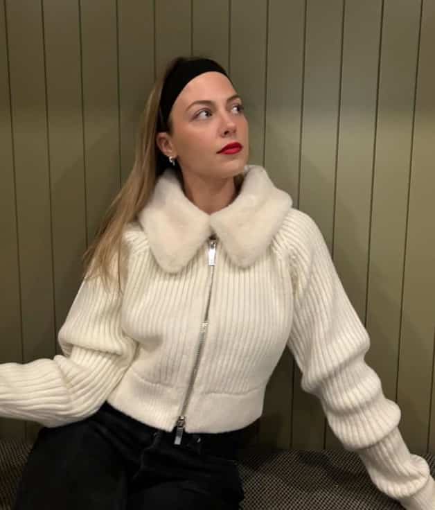 Elle fait réagir avec des photos dans son bain