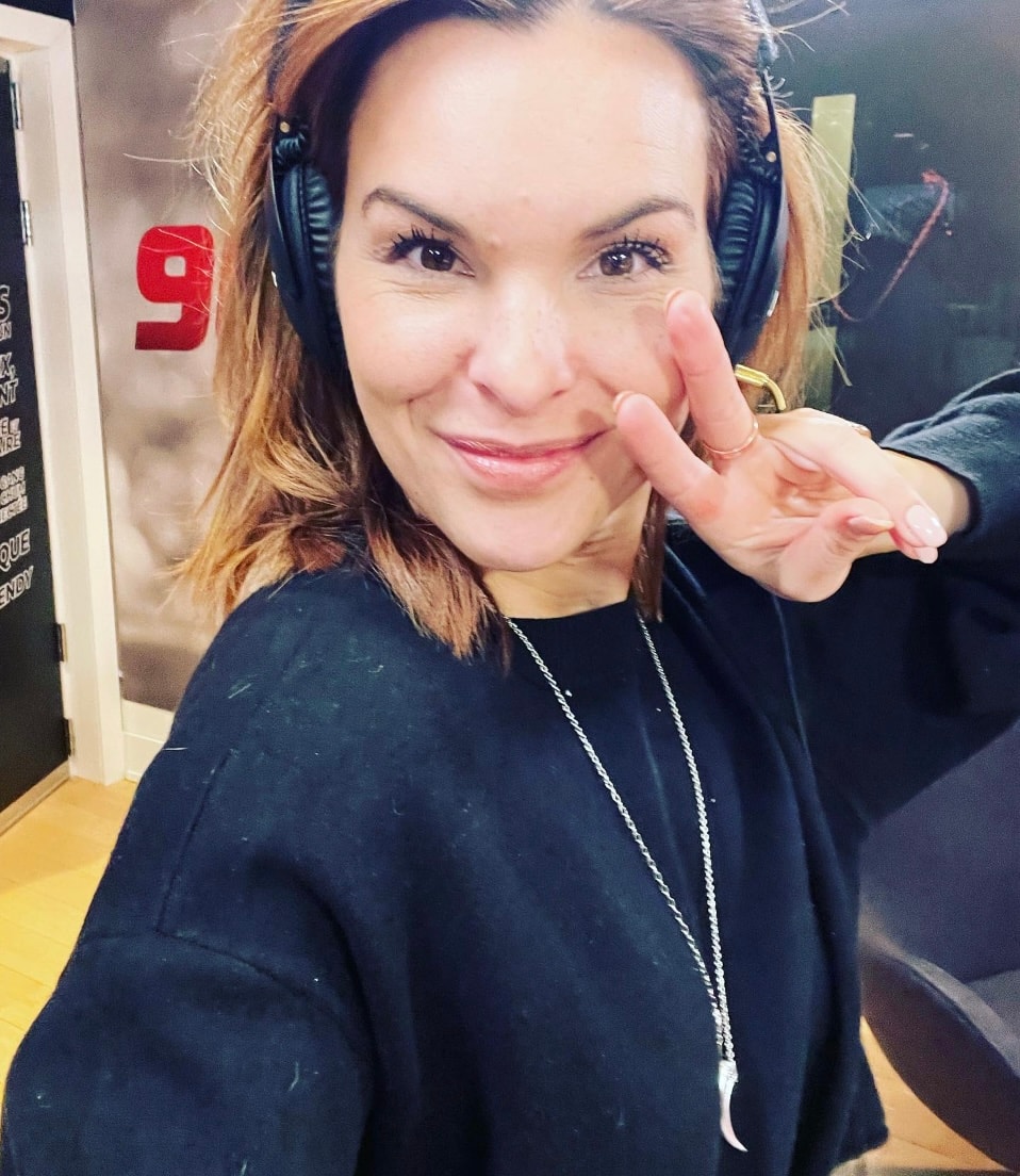 Elle brille de mille feux dans une robe pailletée