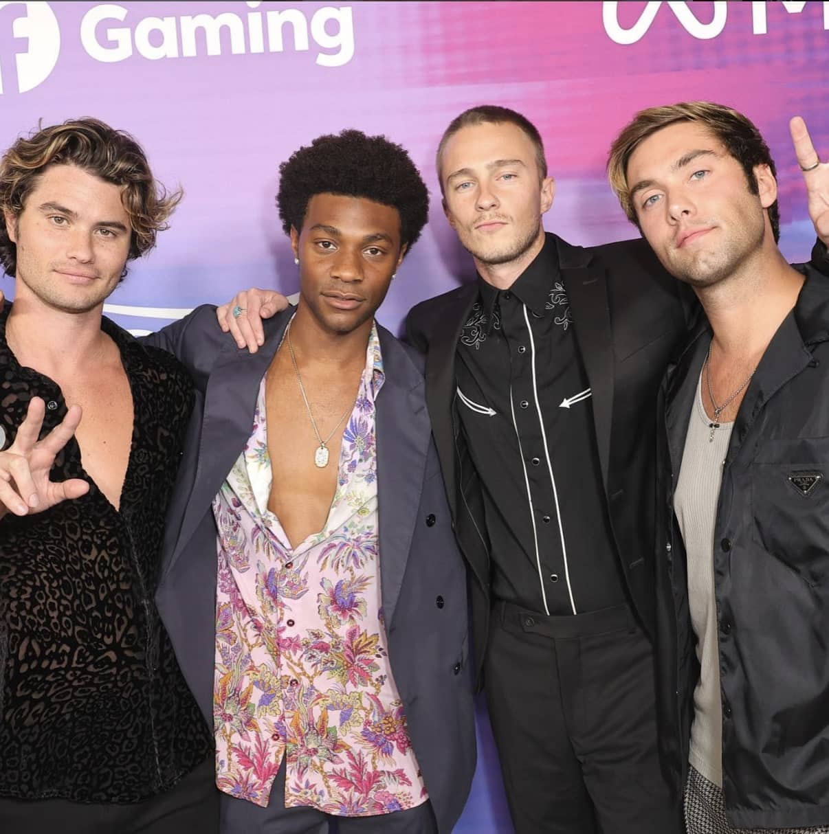 Un acteur d'Outer Banks arrêté pour agression