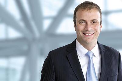 Den Rücktritten folgt ein weiterer bei Ivanhoé Cambridge, der Immobilientochter der Caisse de dépôt etplacement du Québec. Nachdem Ivanhoé den Abgang seiner CEO, Nathalie Palladitcheff, und der Nummer eins in Europa und im asiatisch-pazifischen Raum, Karim Habra, bekannt gegeben hatte, bestätigte er uns gestern den Abgang von Christian Daumann, Leiter seiner Aktivitäten in Deutschland.