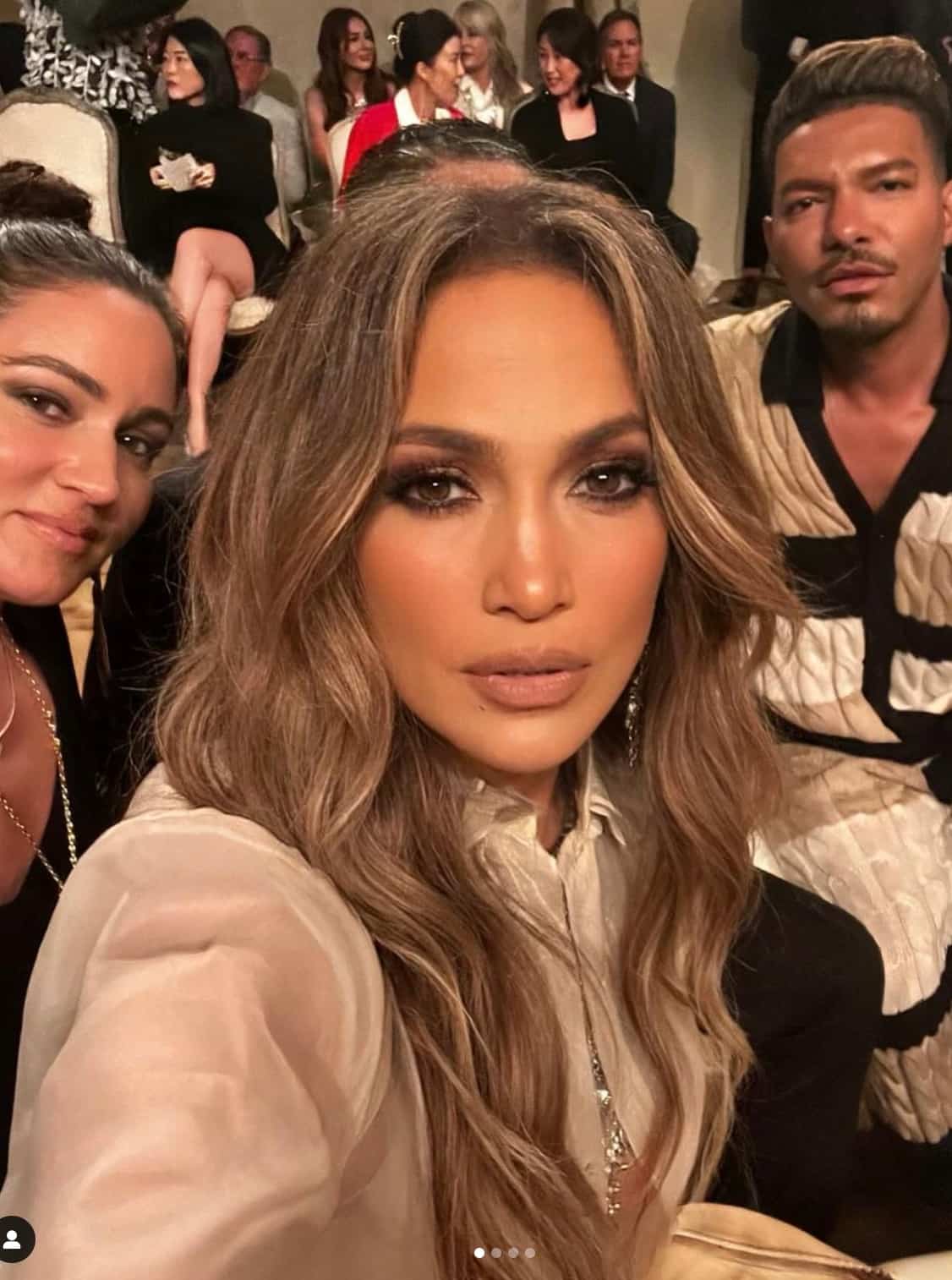JLO adopte LA tendance controversée du moment