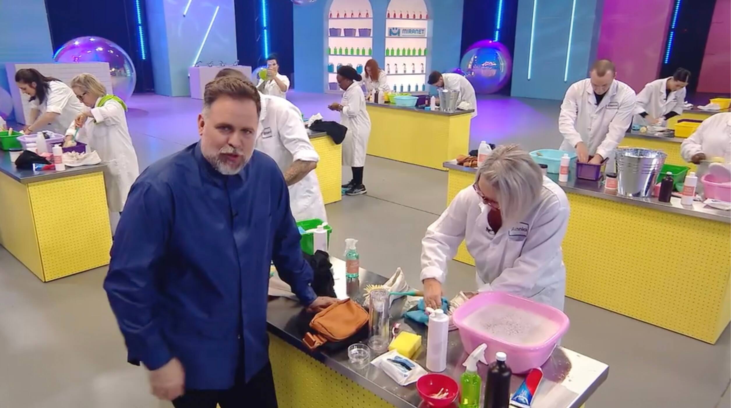 Voyez les premières images de Laver pour gagner 