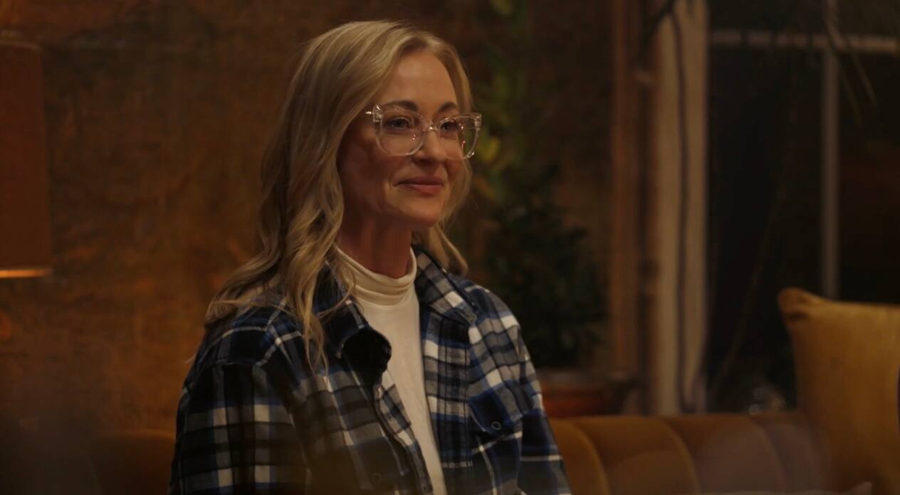 Émue, elle évoque son envie de revenir à la télé