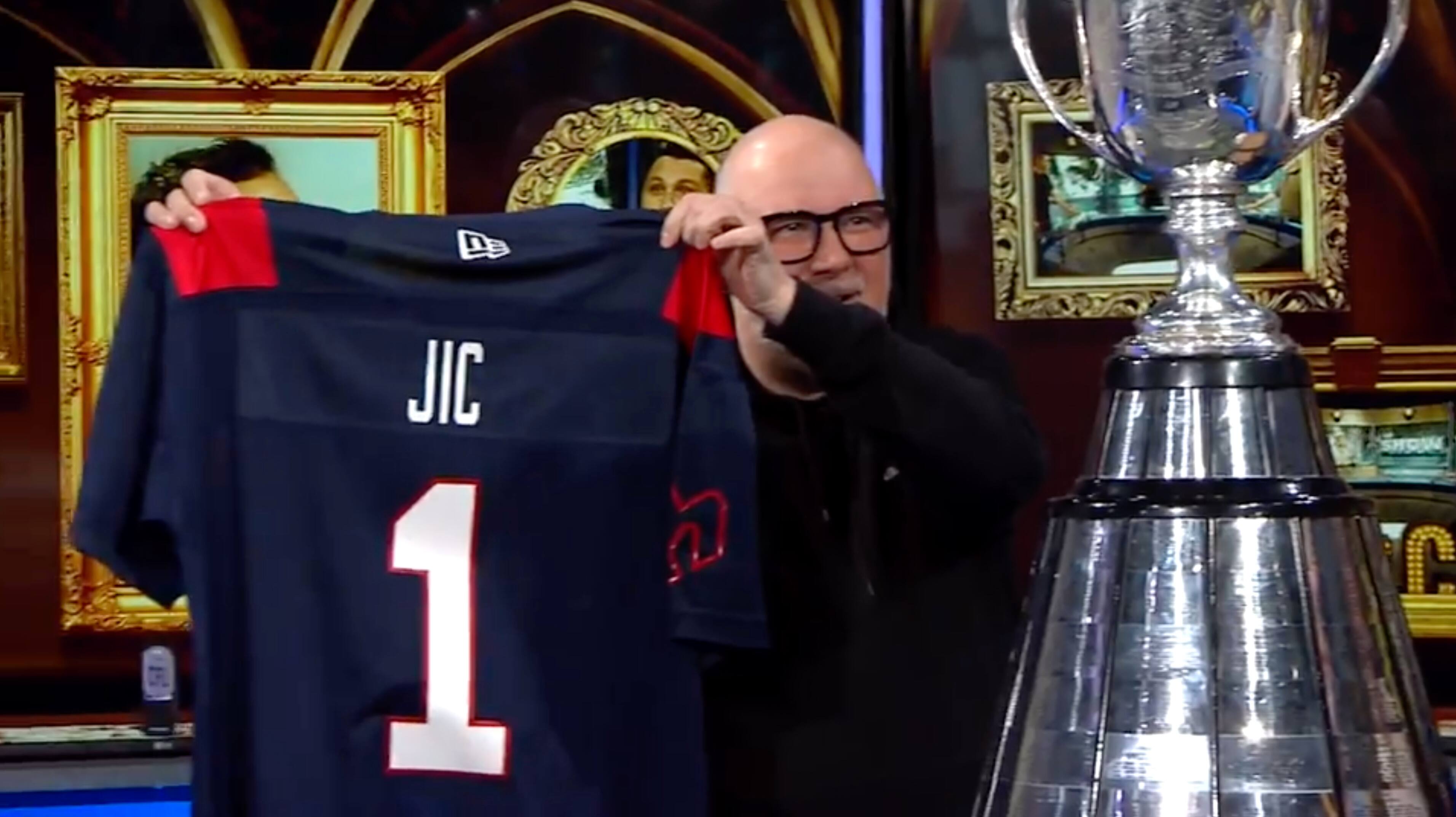 À VOIR : la coupe Grey se présente dans les studios de «JiC»!