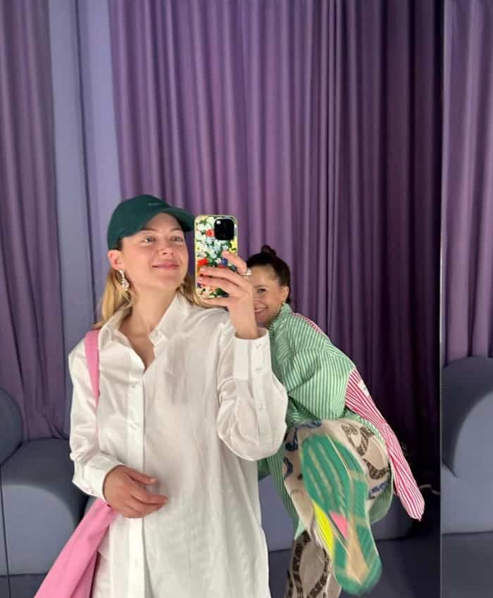 WOW Catherine St-Laurent dans un kit bubble gum