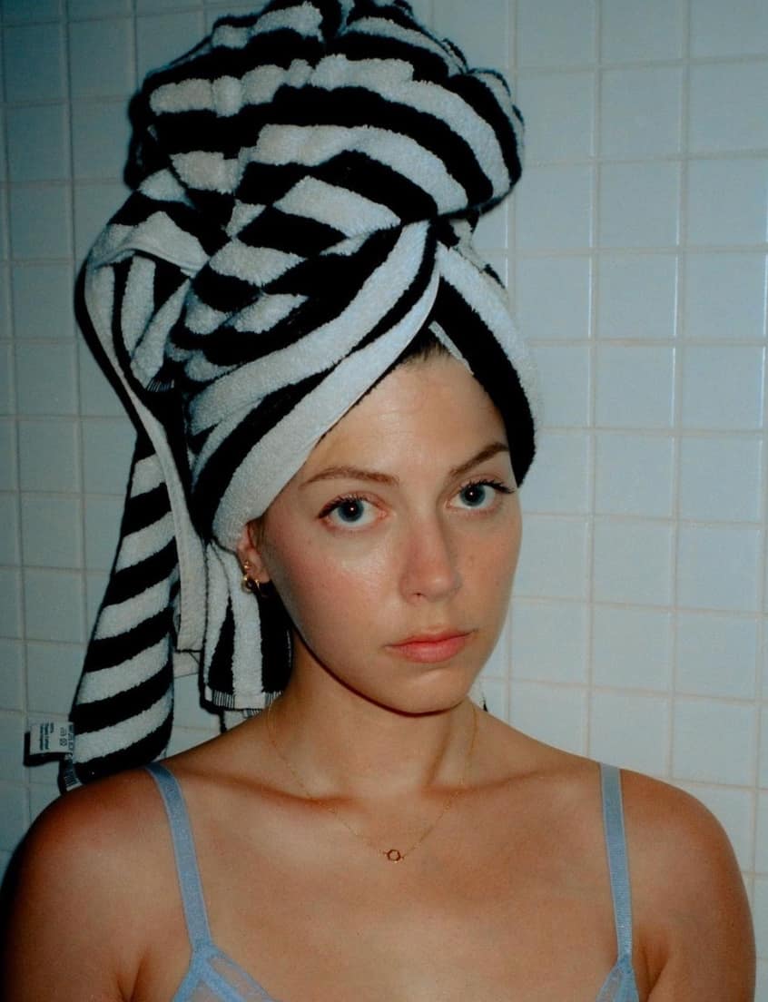 Catherine St-Laurent adopte une tendance sexy